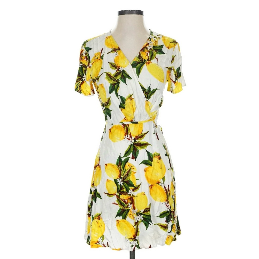 Lulu's White and Yellow Lemon Print Dress